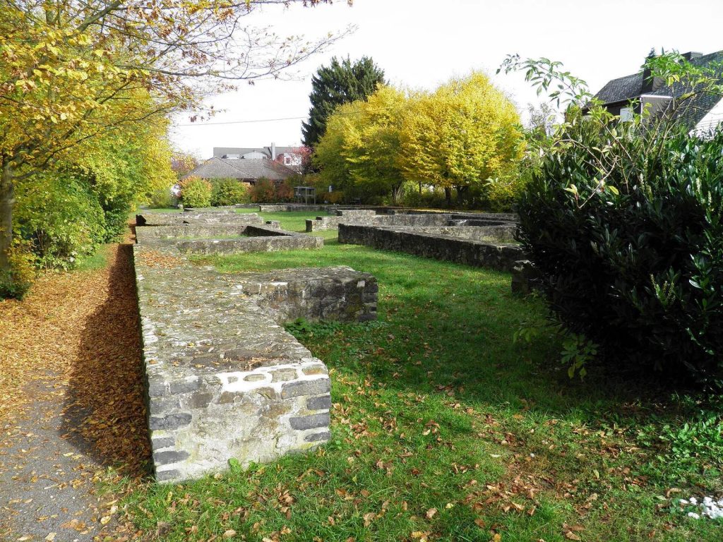 Castra of Niederbieber: A Roman Frontier Fort in Germany 2 Castra of Niederbieber