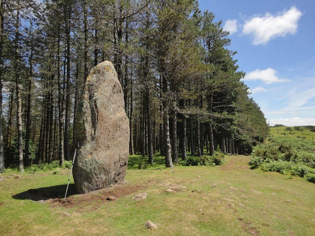 Elosua-Plazentzia Megalithic Station: A Prehistoric Monument Complex in Gipuzkoa 2 Ruta de los Dólmenes