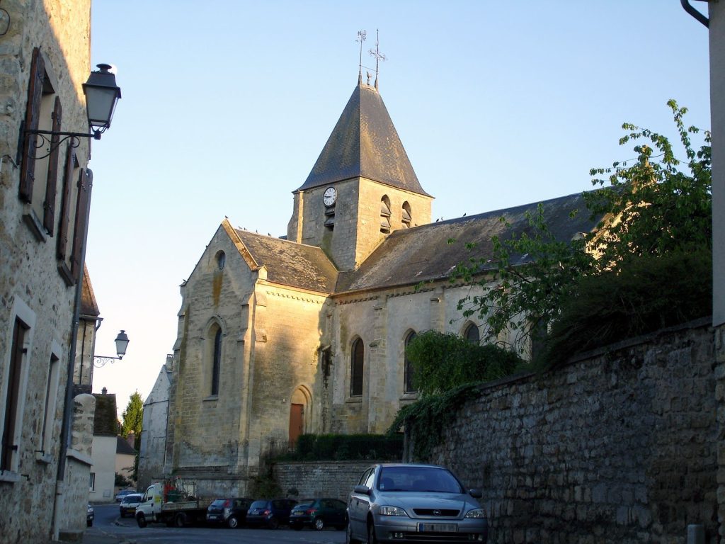 Notre-Dame Church of Us: A Romanesque and Gothic Parish Church in France 2 église Notre-Dame d'Us (Val-d'Oise)
