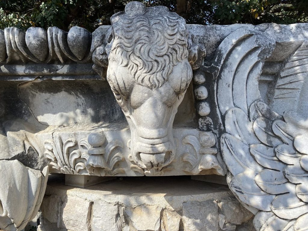Didyma: The Sanctuary and Oracle of Apollo 3 Didyma