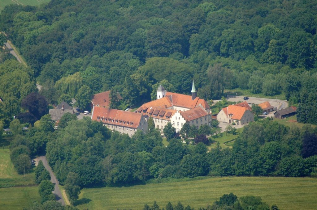 Vinnenberg Convent: A Monastic House and Marian Pilgrimage Site in Germany 1 Kloster Vinnenberg