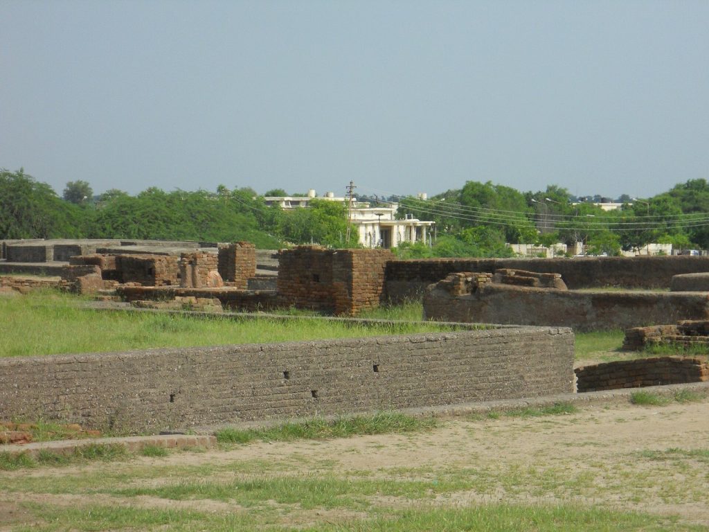 Lothal: A Harappan Trading and Manufacturing Center 3 Lothal