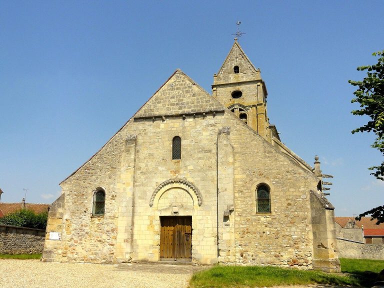 Church of Saint Martin of Cormeilles-en-Vexin: A Medieval Parish Church