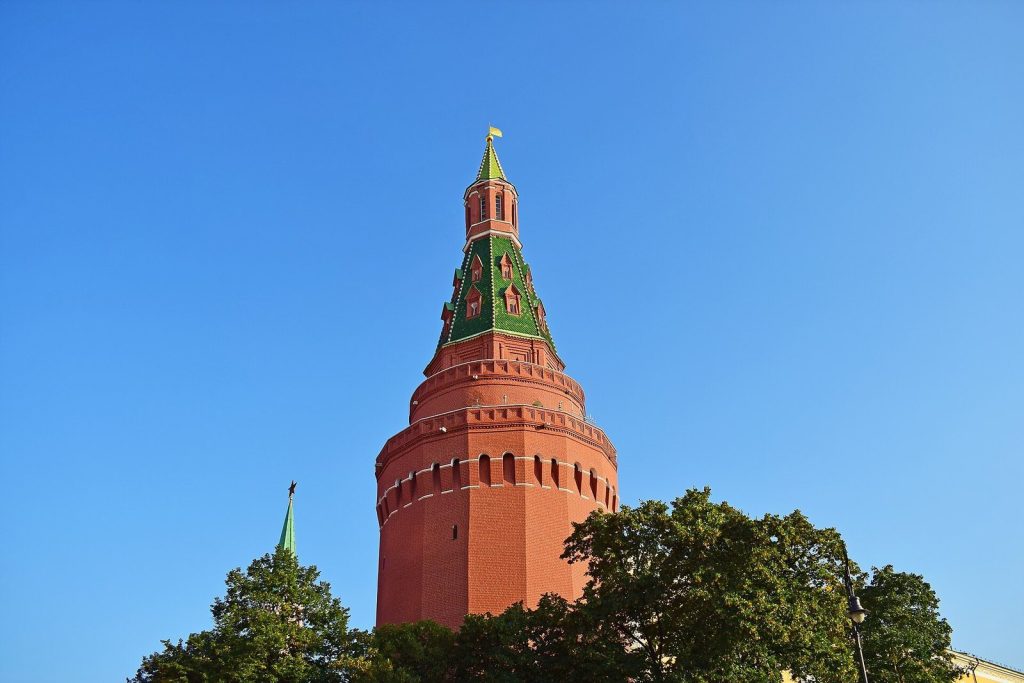 Uglovaya Arsenalnaya Tower: A Defensive Tower of the Moscow Kremlin 3 Uglovaya Arsenalnaya Tower