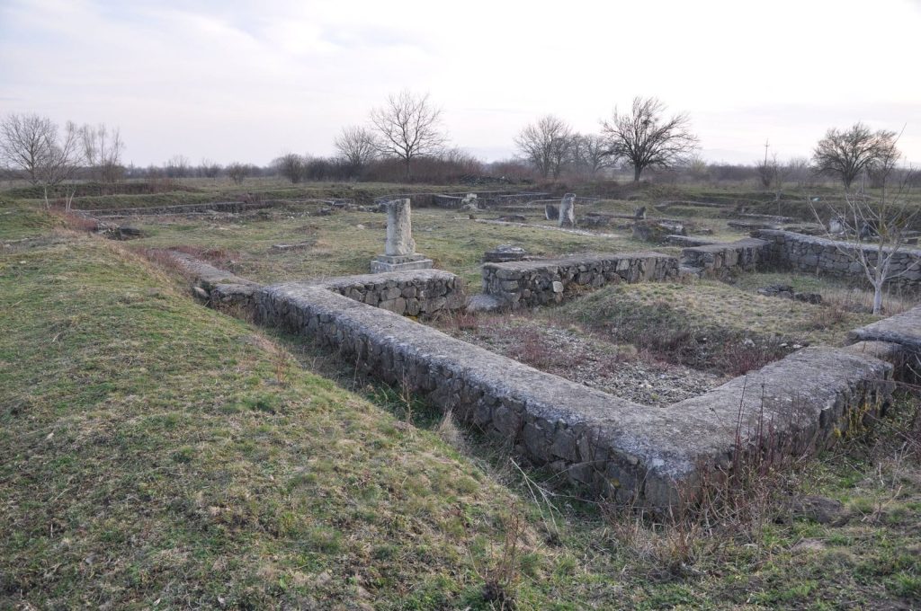 Castrum Tibiscum: A Roman Frontier Fort and Settlement in Dacia 3 Castrum Tibiscum