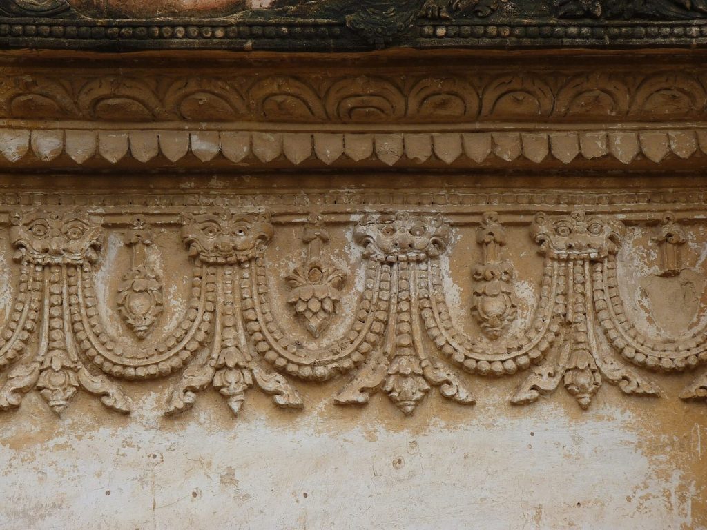 Gubyaukgyi Temple: A Buddhist Monument in Myinkaba, Myanmar 3 Gubyaukgyi Temple