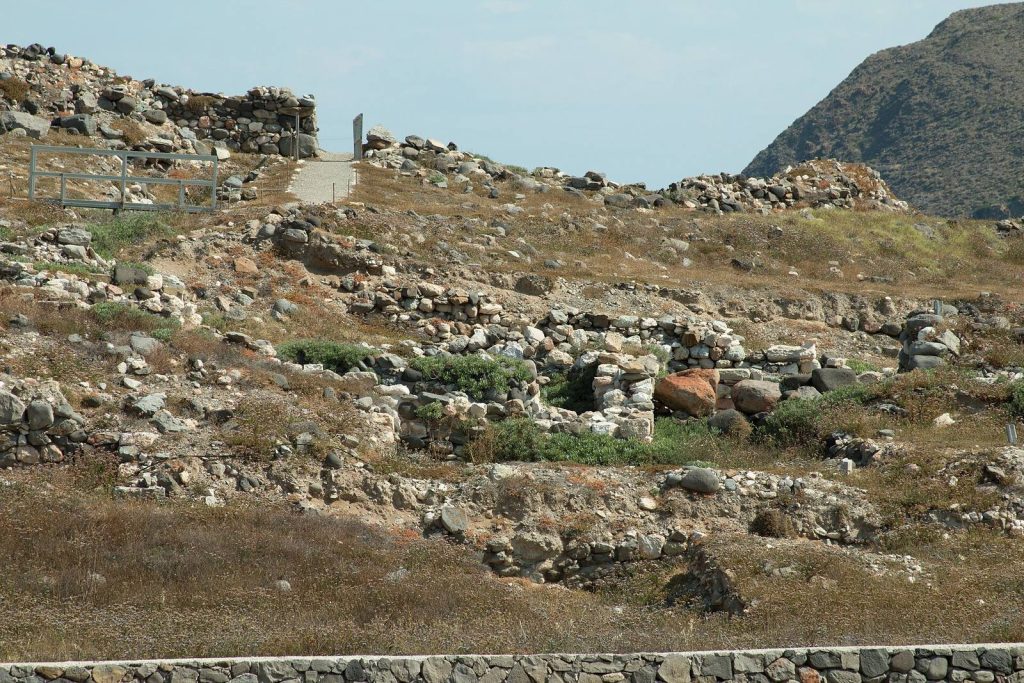 Phylakopi: A Bronze Age Settlement on Milos, Greece 1 Phylakopi