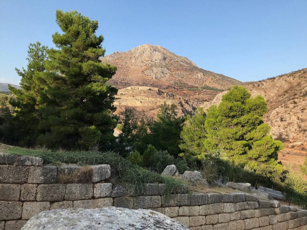 Treasury of Atreus: A Mycenaean Tomb at Mycenae, Greece 2 Treasury of Atreus