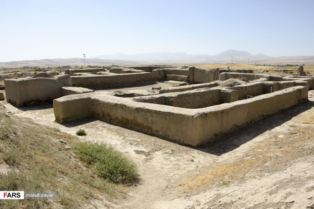 Teppe Hasanlu: An Ancient Settlement and Citadel in Iran 1 Teppe Hasanlu