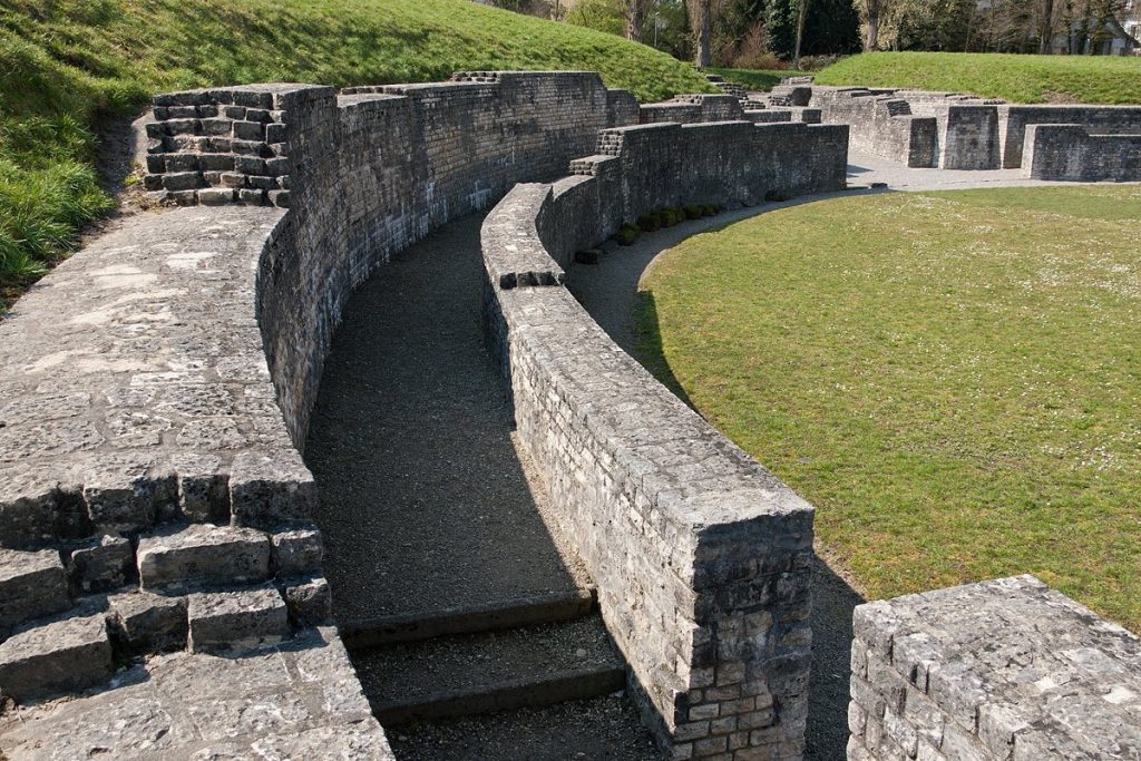 Iuliomagus: A Roman Town in Switzerland 2 Iuliomagus