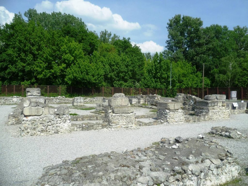 Castra Gerulata: A Roman Auxiliary Fort on the Danube Frontier 2 Castra Gerulata