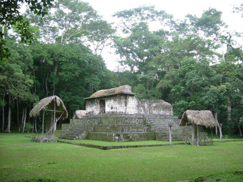 Seibal: A Maya Regional Capital in Guatemala 1 Seibal