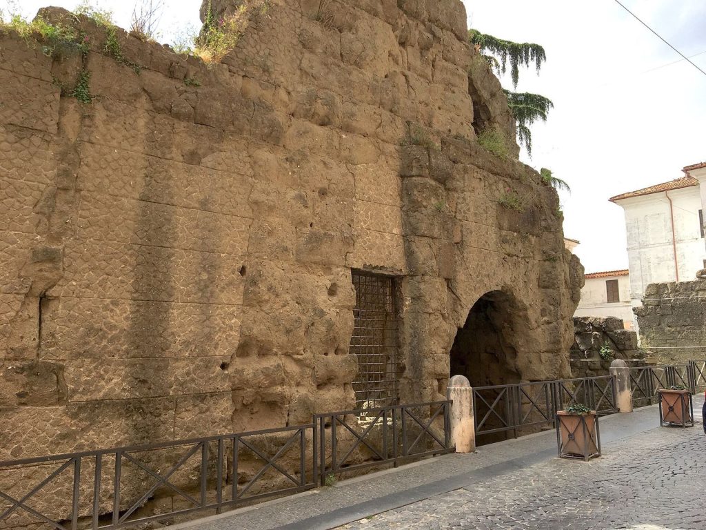 Castra Albana: A Roman Legionary Fortress in Italy 2 Castra Albana