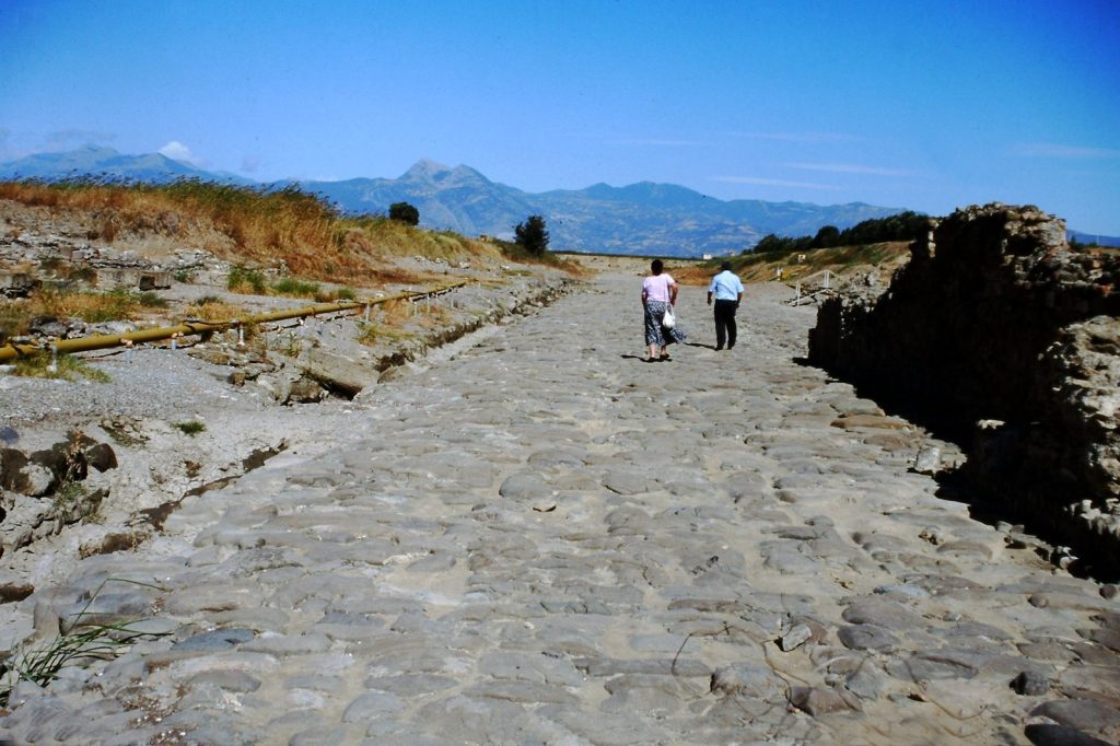 Sybaris: An Ancient Greek City in Southern Italy 5 Sybaris