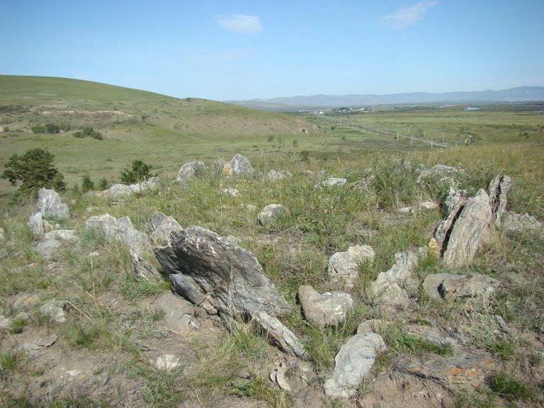 Baga-Zarya: A Bronze Age Rock-Art Site and Medieval Burial Ground
