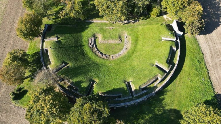 Champlieu: A Gallo-Roman Settlement and Sanctuary in France