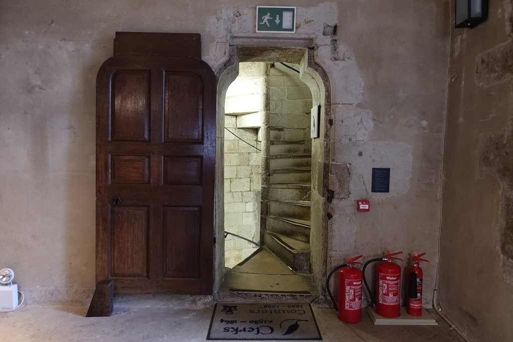 Jewel Tower: A Medieval Royal Storehouse and Parliamentary Archive 1 Jewel Tower