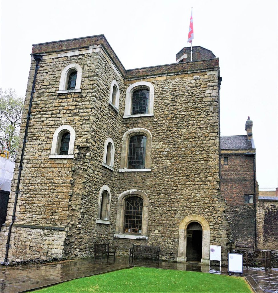 Jewel Tower: A Medieval Royal Storehouse and Parliamentary Archive 2 Jewel Tower