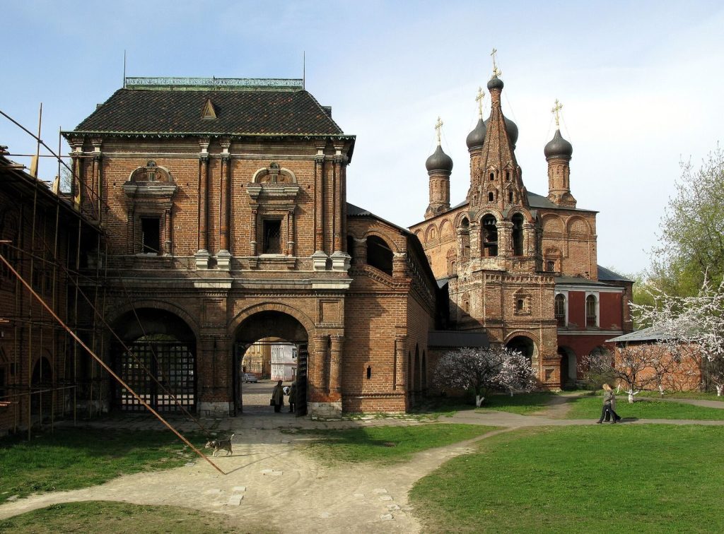 Krutitsy: A Historic Orthodox Church Compound in Moscow 3 Krutitsy