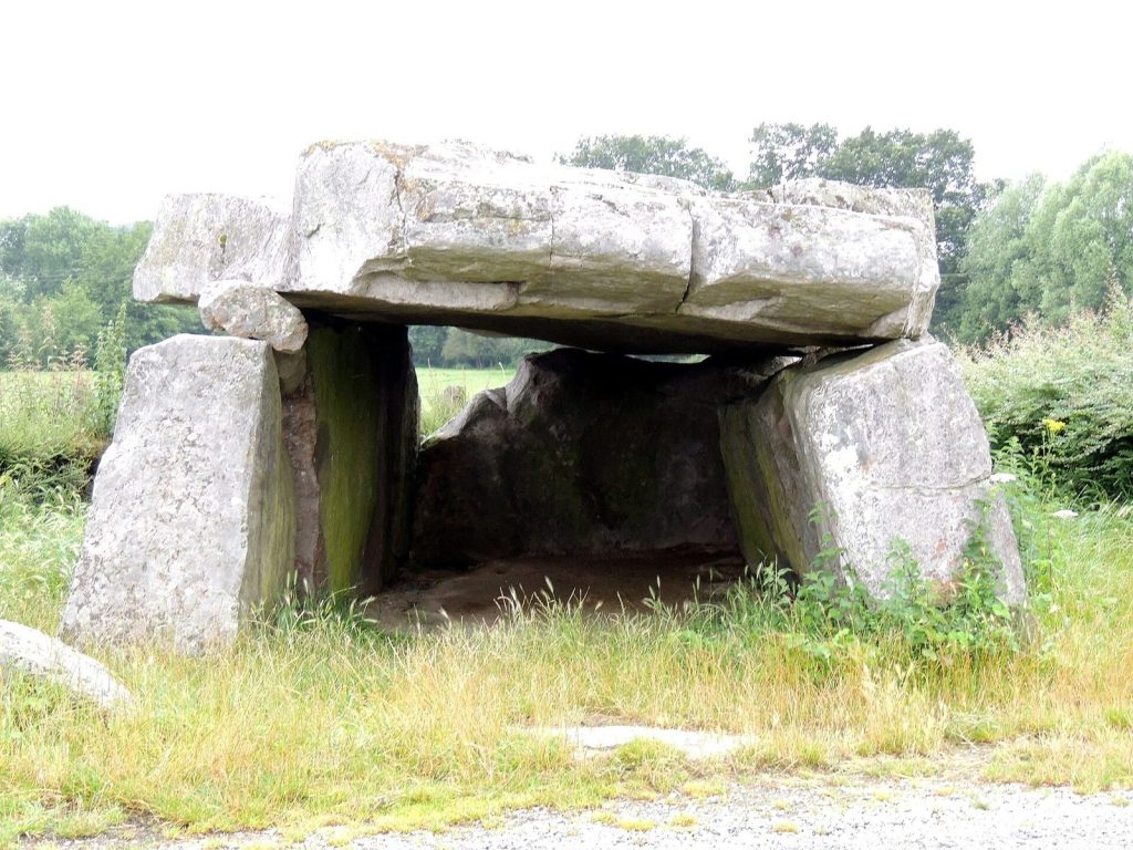 Duneau Archaeological Site: A Prehistoric and Gallo-Roman Settlement in France 1 site archéologique de Duneau