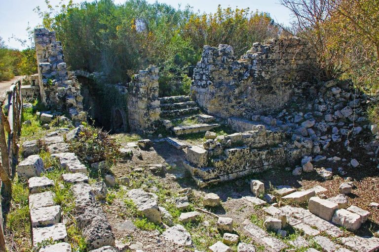Netum: The Ancient and Medieval Predecessor of Noto