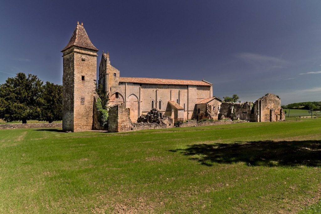 Blasimon Abbey: A Medieval Benedictine Monastery and Church in France 1 Blasimon Abbey