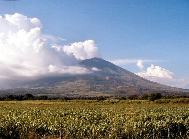 Quelepa: A Lenca Residential, Ceremonial, and Political Center in El Salvador 1 Quelepa