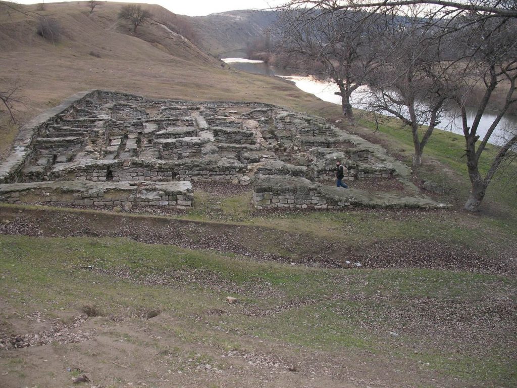 Old Orhei: A Multi-Period Archaeological Landscape in Moldova 4 Old Orhei