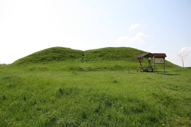 Leubingen Tumulus: An Early Bronze Age Elite Burial Mound