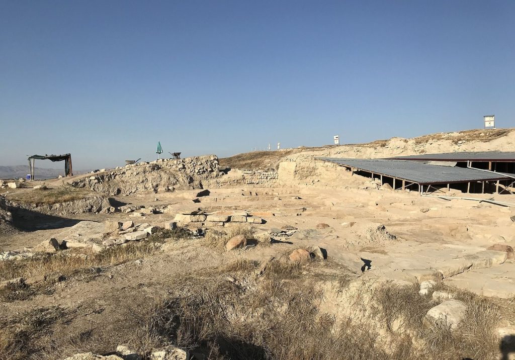 Arslantepe: A Settlement Mound and Regional Center in Türkiye 1 Arslantepe