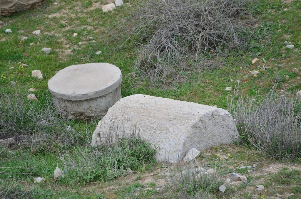 Istakhr: An Ancient Persian City and Zoroastrian Center in Iran 3 Istakhr