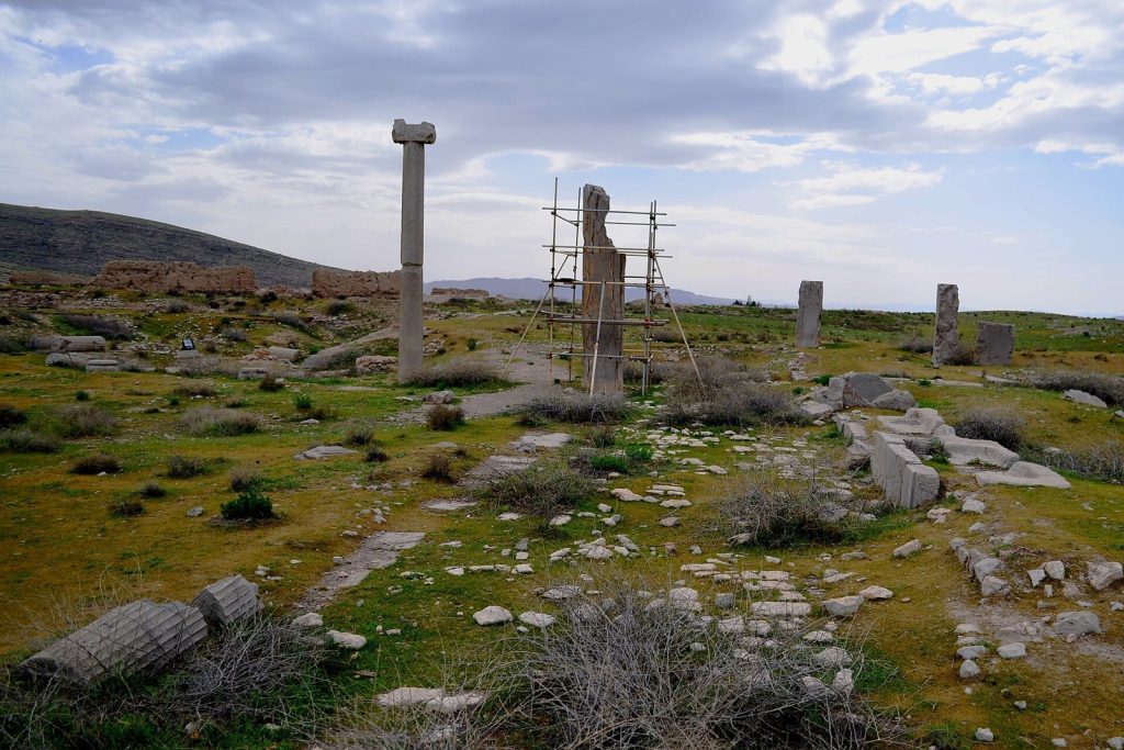 Istakhr: An Ancient Persian City and Zoroastrian Center in Iran 4 Istakhr