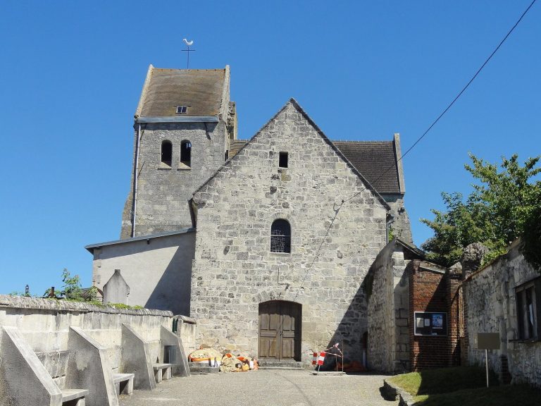 Church of Saint Peter of Vaumoise: A Roman Catholic Parish Church