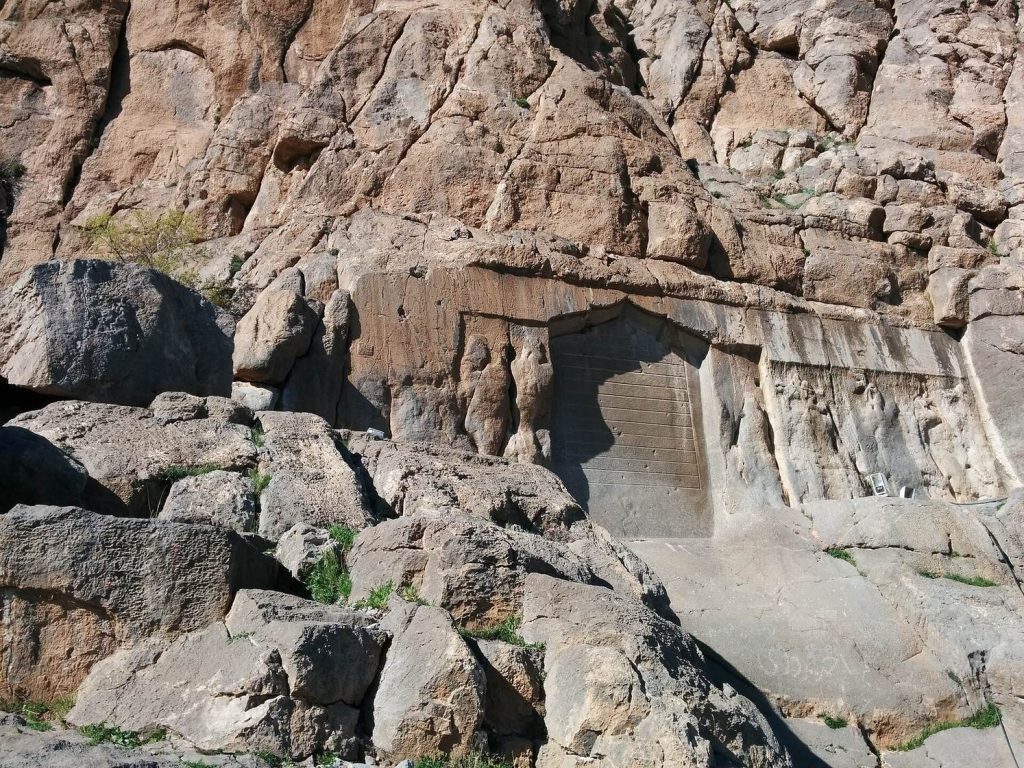 Behistun: An Archaeological Site and Achaemenid Monument in Iran 2 Behistun