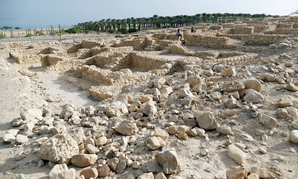 Ein Gedi: An Ancient Jewish Settlement on the Dead Sea 2 Ein Gedi