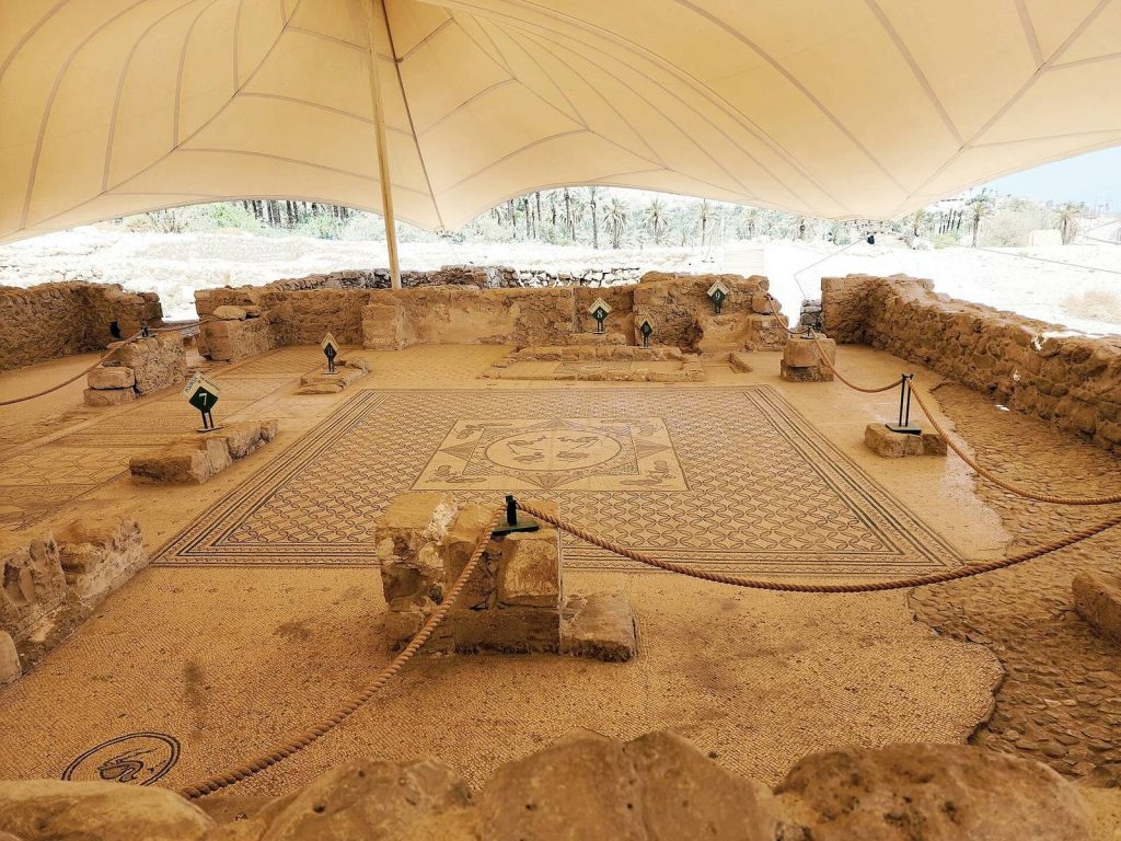 Ein Gedi: An Ancient Jewish Settlement on the Dead Sea 3 Ein Gedi
