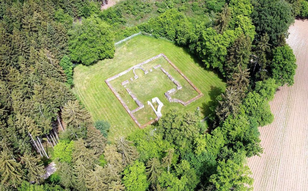 Burgsalach Roman Fort: A Third-Century Military Installation 1 Kastell Burgsalach