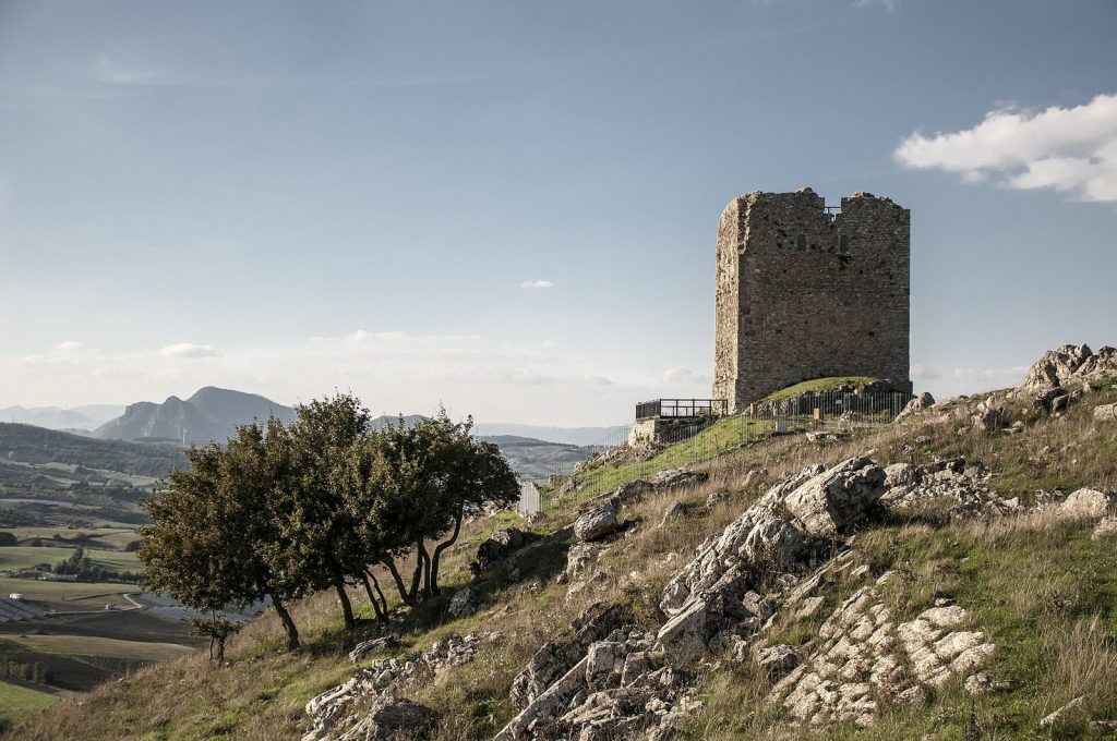 Satrianum: A Lucanian Settlement and Medieval Episcopal Stronghold in Italy 4 Satrianum
