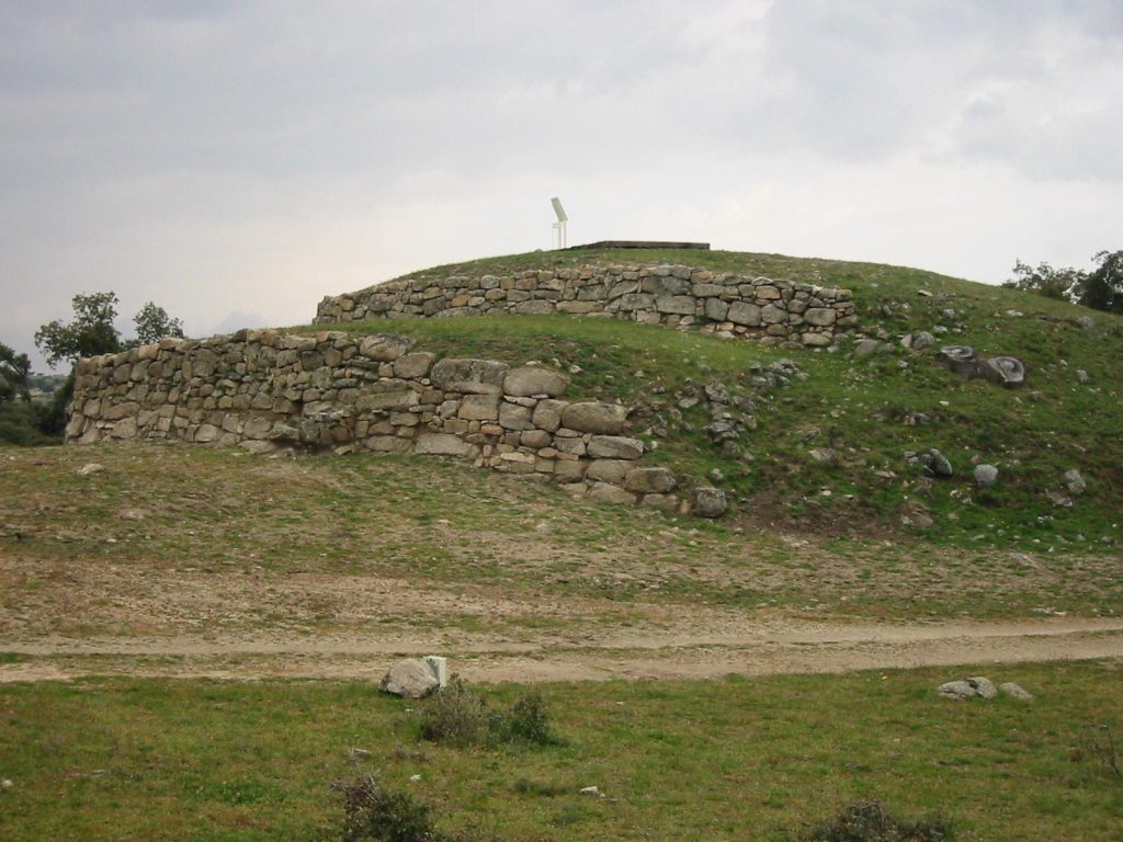 Mesa de Miranda: A Vetton Hillfort in Ávila, Spain 1 Mesa de Miranda