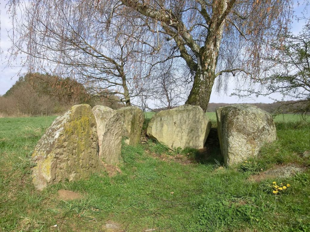 Lancken-Granitz Dolmens: Neolithic Tombs in Germany 1 Lancken-Granitz dolmens