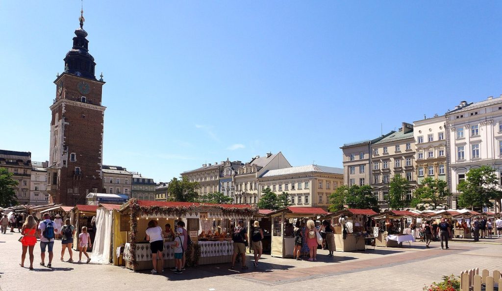 Main Market Square in Kraków: Medieval Market and Civic Centre 2 Old town Market Square in Krakow