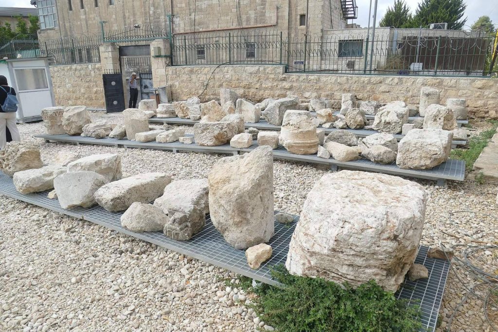 Tombs of the Kings: A Second Temple Period Jewish Funerary Complex in Jerusalem 1 Tombs of the Kings