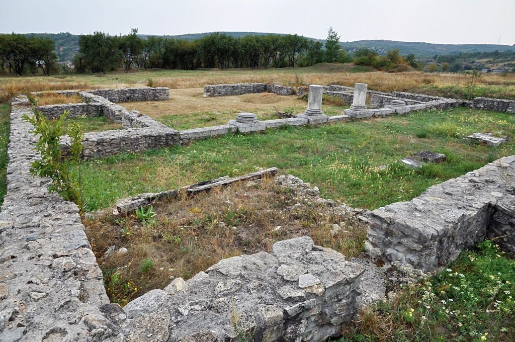 Castra of Buciumi: A Roman Auxiliary Fort in Romania 1 Castra of Buciumi