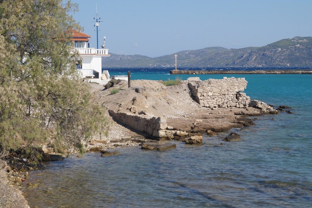 Diolkos: The Ancient Greek Ship-Transport Trackway Across the Isthmus of Corinth 3 Diolkos