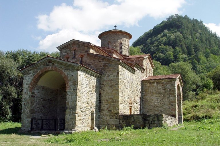 Zelenchuk Churches: Three Medieval Christian Churches at Lower Arkhyz
