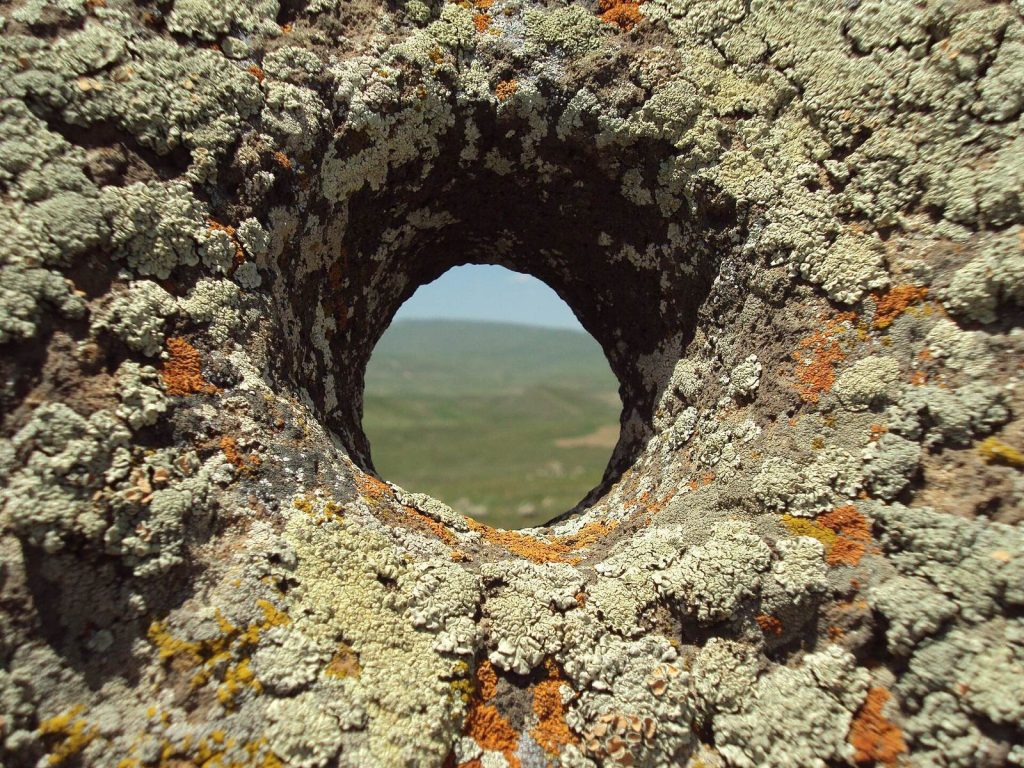 Zorats Karer: A Stone Monument and Disputed Observatory in Armenia 3 Zorats Karer