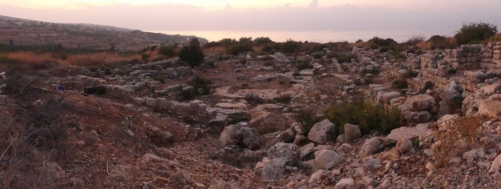 Umm al-Amad: A Phoenician Religious Center in Lebanon 1 Umm al-Amad, Lebanon