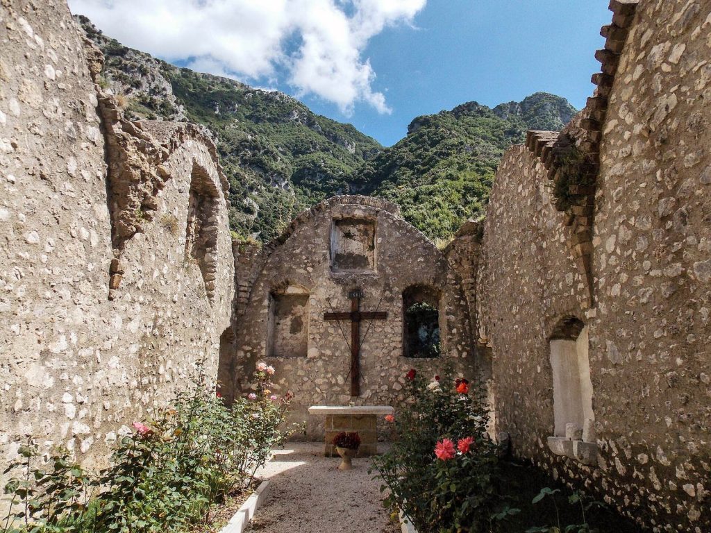 Sanctuary of the Virgin of Taburnus: A Marian Pilgrimage Site in Italy 2 Sanctuary of the Virgin of Taburnus