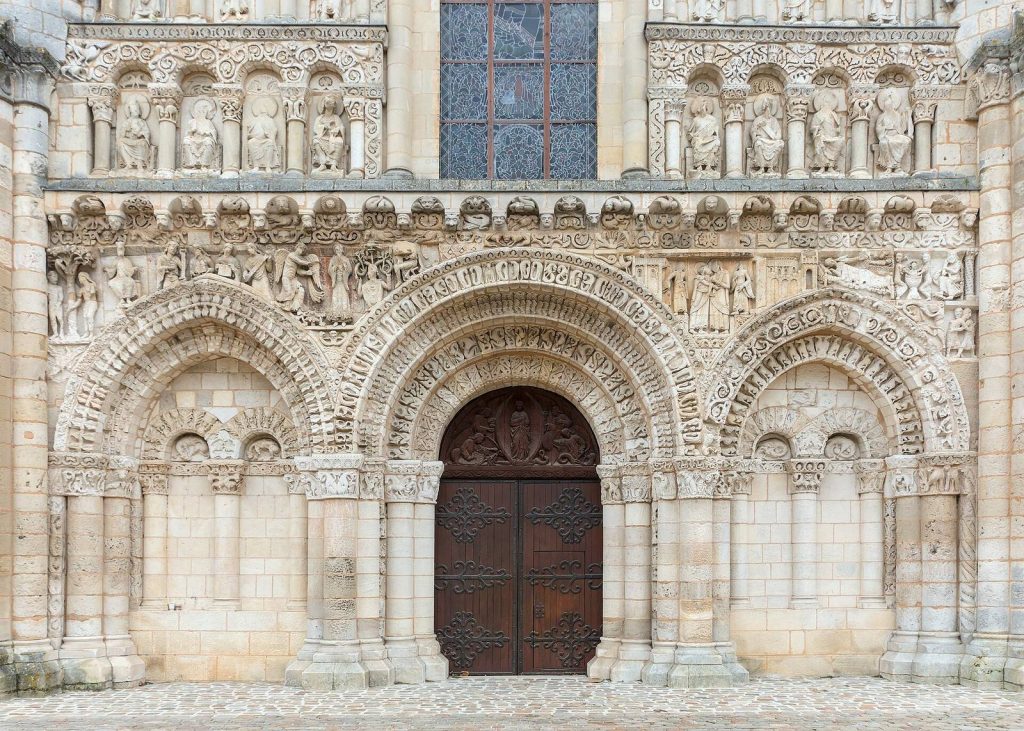 Notre-Dame la Grande: A Romanesque Church in Poitiers 3 Église Notre-Dame la Grande, Poitiers
