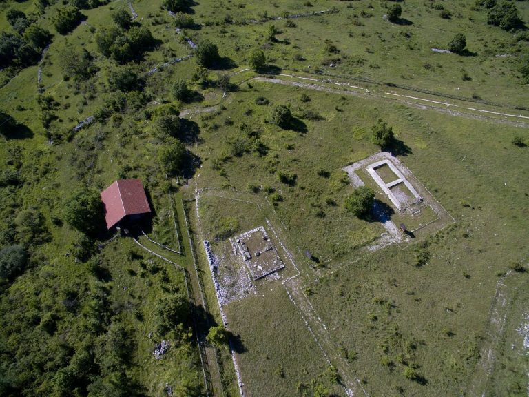 Ocriticum: An Italic and Roman Settlement and Sanctuary in Italy